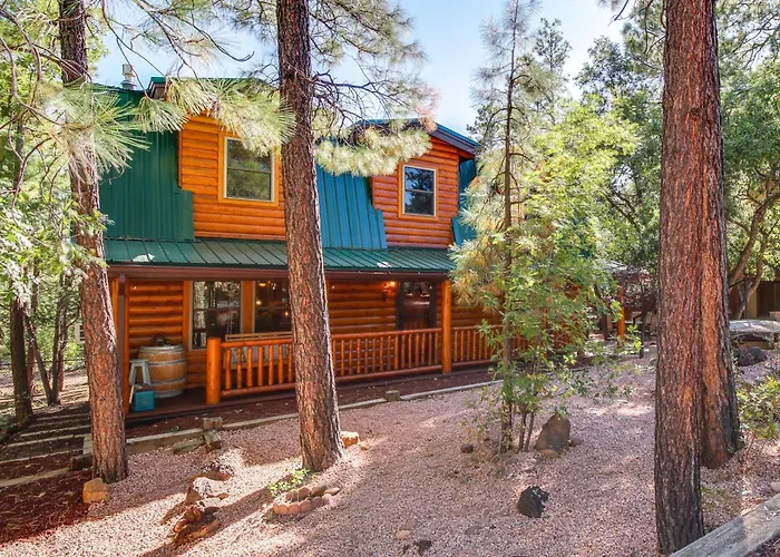 Spacious 'sherwood Forest Cabin' W/ Hot Tub! *